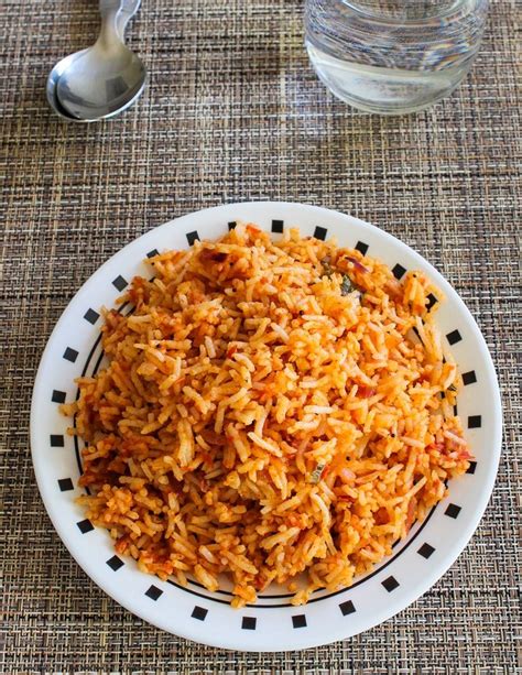 Tomato Rice Thakkali Sadam Spice Up The Curry Recipe Tomato
