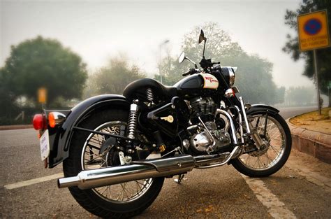 Royal Enfield 350 Classic If You Are About To Get One Here Is A Handy Review About This Piece