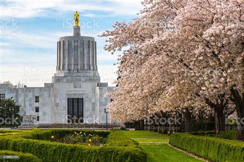 Oregon State Capital Building Stock Photo Download Image Now Oregon