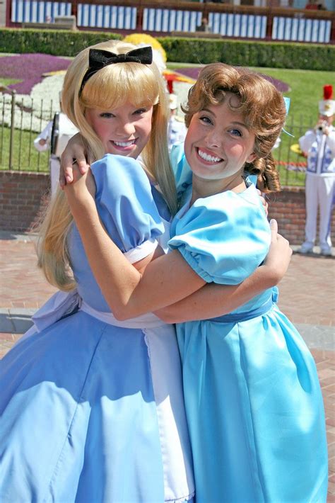 💙alice And Wendy💙 Disney Face Characters Disney Disney Funny