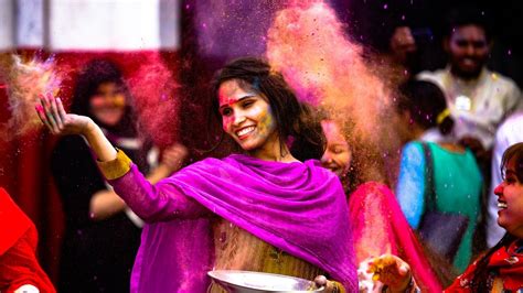 Holi 2022 Expert Tips To Take Care Of Your Skin Hair This Festival Of