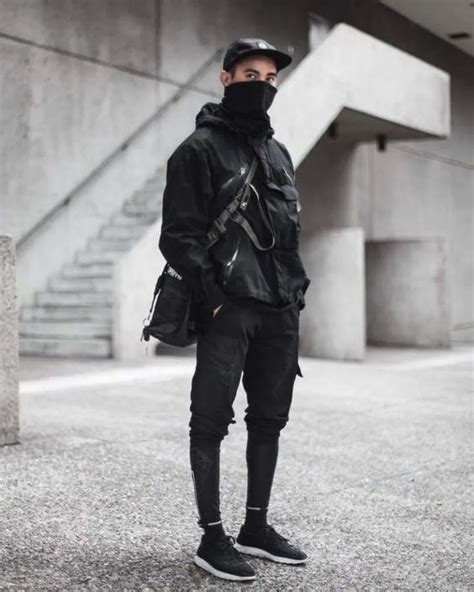 Techwear Tudo Sobre Esse Estilo Cyberpunk Moda Para Homens