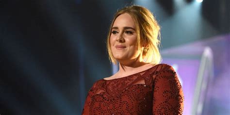 Adele Says That She May Never Tour Again We Re Freaking Out Lipstiq Com