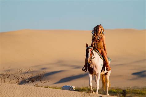 Фото Лошади В Пустыне Telegraph