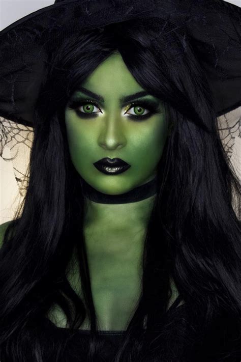 These Makeup Ideas Will Instantly Elevate A Basic Witch Costume Witch