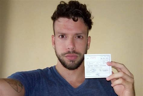 Un Youtuber Que Presentó Una Clasificación De Chivatos En Cuba Detenido Y Multado Por El 370