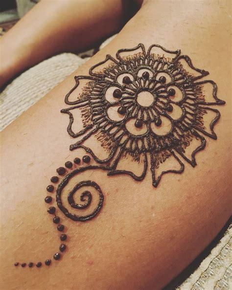 Simple Flower Henna Design Mandala Noosh Creations Henna Henna