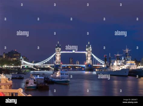 Dusk Twilight Tower Bridge Bascule Suspension Bridge London Se1 By