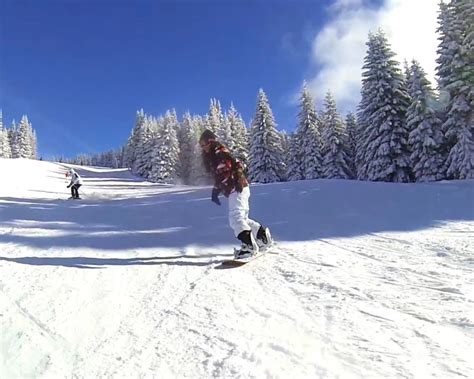 How to measure a snowboard? How to Do a Snowboard Turn: 8 Steps (with Pictures) - wikiHow