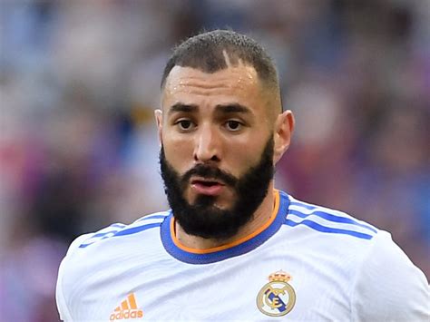 Real Madrid S Karim Benzema Drops Appeal Over Sex Tape Sentence Football News