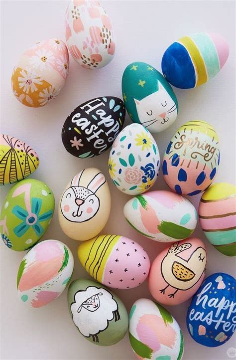 Painted Eggs Easter Egg Crafts Easter Egg Designs Creative Easter Eggs