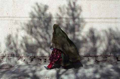 Alfred Yaghobzadeh Photography Afghan Women 1978 2006