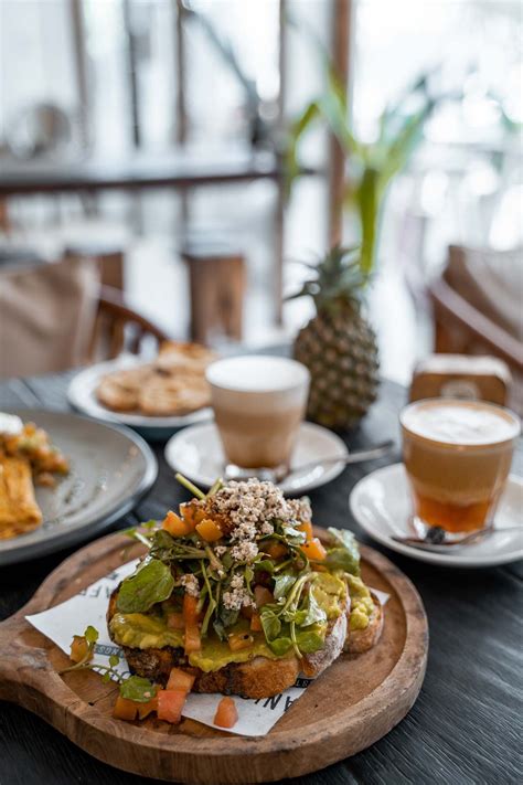 15 Best Cafes In Canggu Bali Canggu Foodie Guide Cafe Food Vegan Cafe Brunch Cafe