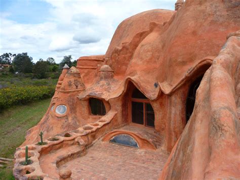 Les avantages de ces constructions sont nombreux. Maison En Terre Cuite | Ventana Blog