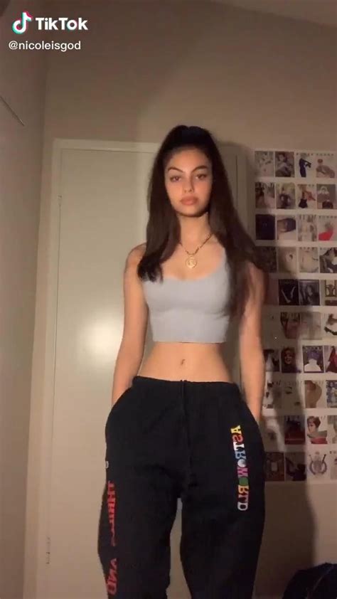 Small Waist Video In 2022 Skinny Girl Body Body Goals Skinny Skinny Inspiration