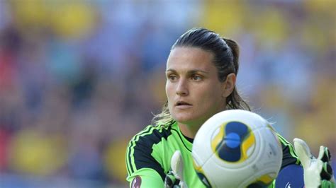 Director of goalkeeping portland thorns, instagram: Nadine Angerer ist Europas Fußballerin des Jahres | Fußball