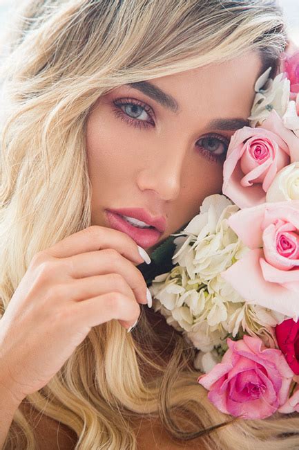 interview and photos of stunning colombian model daniela gutierrez