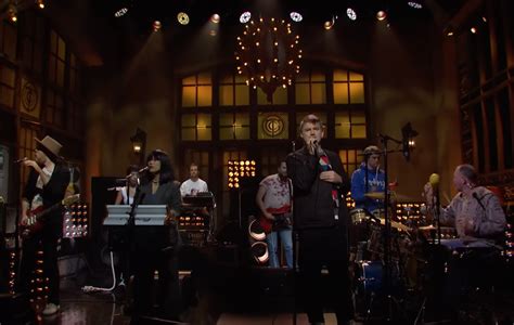 Watch Lcd Soundsystem Bring Thrills And Yr Citys A Sucker To Snl