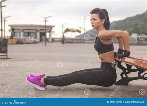 Brunette Slim Adult Fit Sporty Caucasian Woman In Sportswea Stock Image