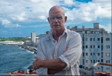 Novela De Pedro Juan Gutiérrez Llega A Cuba Dos Años Después De Su Publicación