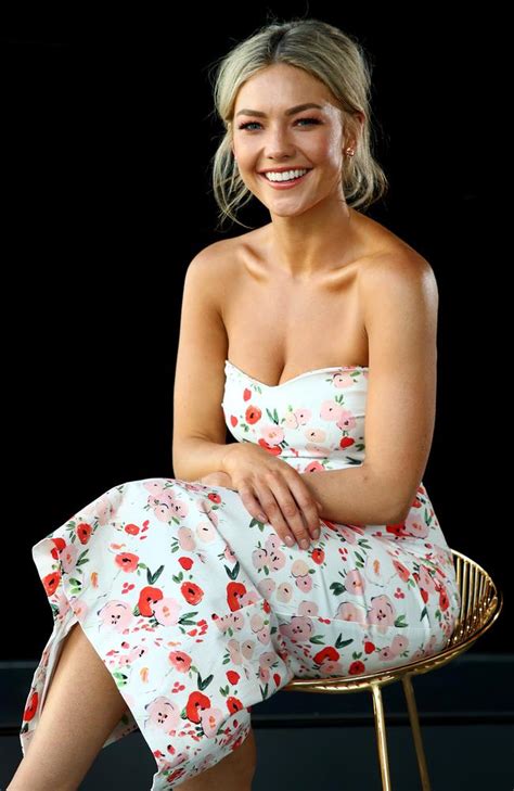 Sam Frost To Strip Naked In Channel 7s All New Monty Guys And Gals