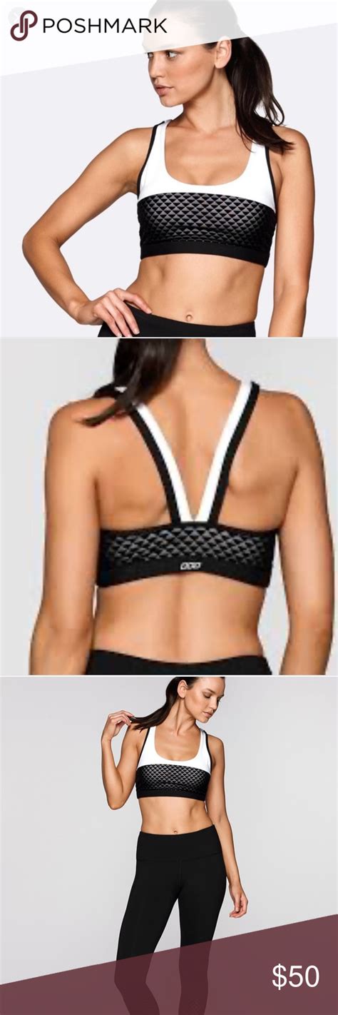 Browse through the sale collection of sports bras before they run out. Lorna Jane Black & White Neo Geo Sports Bra Size L (With ...