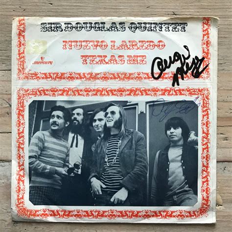sir douglas quintet signed vinyl single nuevo laredo signed by doug sahm and augie meyers