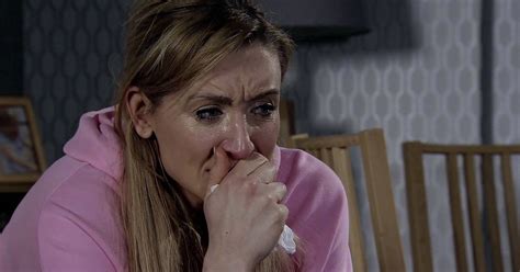 Coronation Streets Catherine Tyldesley Became Crying Mess And