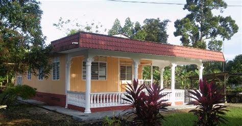 Berikut adalah kumpulan gambar rumah minimalis baik berupa denah ataupun penampakan dari depan. Beranda Rumah Kampung | Desainrumahid.com