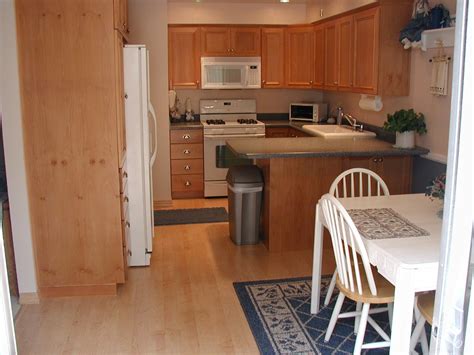 Included is the pulling of the existing countertop surface and disposing of it. Cost Of Corian Countertops Vs Laminate - Corian House