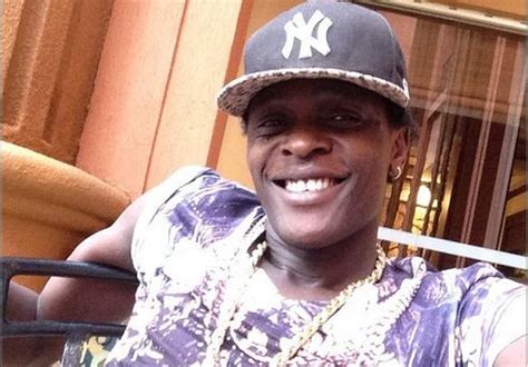 We did not find results for: Kutana na picha ya Jose Chameleone akihesabu pesa zake kwa ...
