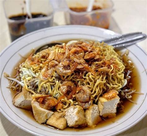 Resep cara memasak lontong mie yang enak, dan lezat. Resep Lontong Mie Surabaya | Resep masakan, Resep, Makanan ...