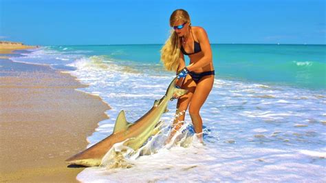 Bikini Bowfishing Fishing In Central Florida Darcizzle Offshore
