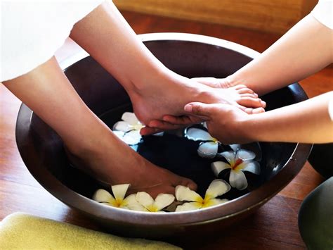 Laveesh Foot Ayurwedic Massage Colombo 05 Spa Body Massage