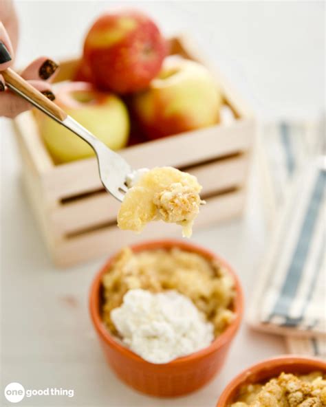 Tastes like copycat cracker barrel baked apples we love but made in less than 20 minutes total. Instant Pot Apple Dump Cake | Recipe | Apple dump cakes ...