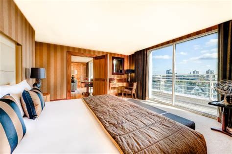 Wyndham grand london chelsea harbour hotel london. The Chelsea Harbour Hotel (London) - Reviews, Photos ...