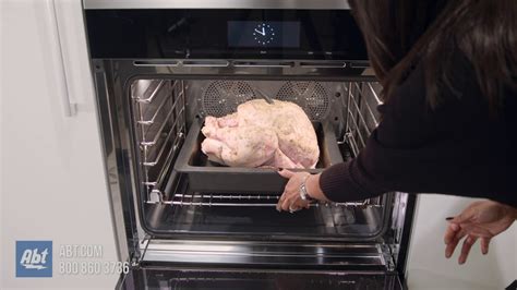 Miele Convection Oven Demo Cooking A Whole Turkey Youtube