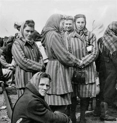 23 Photos Of Life Inside Ravensbrück The Only All Female Concentration Camp