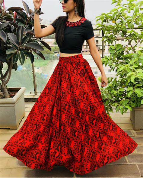 Red And Black Crop Top And Skirt Set By Threeness The Secret Label