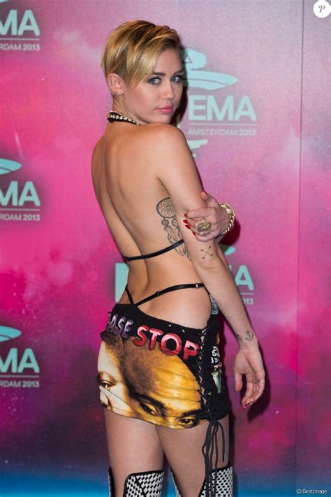 Miley Cyrus Aux MTV European Music Awards EMA Au Ziggo Dome A