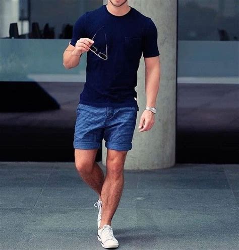 Relaxed Yet Stylish Men Vacation Outfits Mens Vacation Outfits Mens