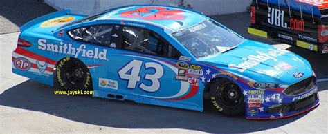 The following is a list of drivers who are currently competing in a series sanctioned by the national association for stock car auto racing (nascar). 2016 NASCAR Sprint Cup Series Paint Schemes - Team #43 ...