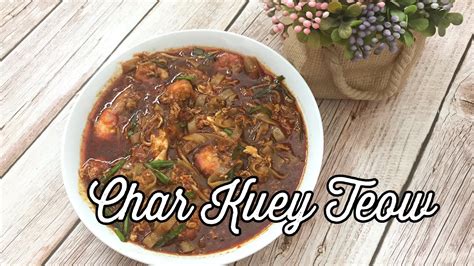 Char kway teow is the most popular dish of singapore, but it actually starts from malaysia but singaporeans char kway teo is actually noodles in our english language, so the main ingredient of char kway teow is rice and fish sauce. Cara Masak Char Kuey Teow Sedap dan Mudah l Bonus resepi ...