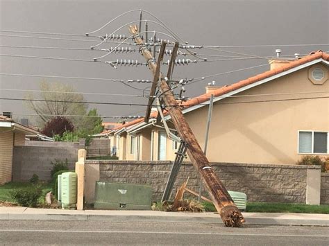 Electricity Provider Warns High Winds May Cause Power Outages In Cedar