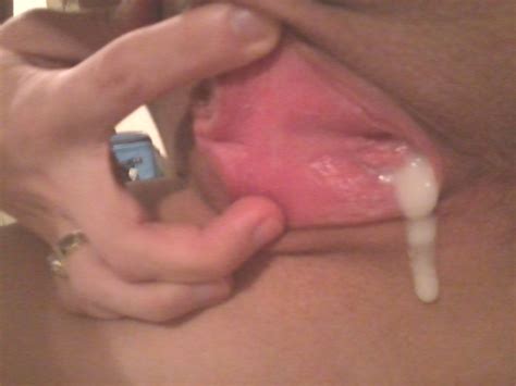 Pussy Leakage Creamy Pussy Juice Dripping From Her V