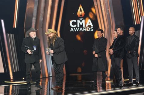Our Favorite Moments Of 2021 Cma Awards Maury County Source
