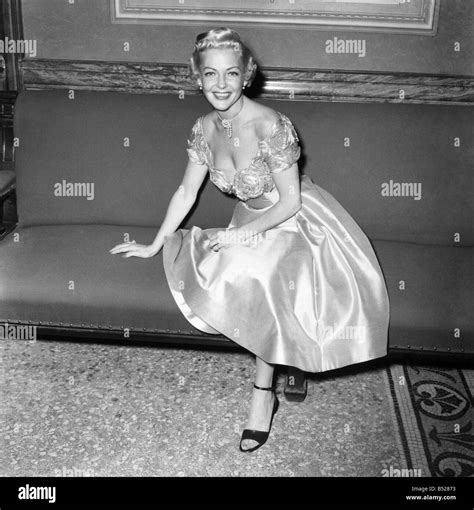 American Actress Vivian Blaine April 1953 D2158 001 Stock Photo Alamy