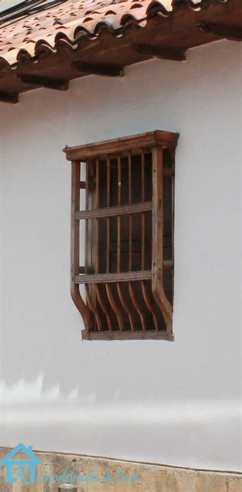 The sculptural and subtly ornate vents, registers, and grilles that let light and air through discreetly placed stairwell and window openings. Window Browsing - Remodelando la Casa