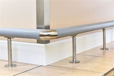 Stainless Steel Foot Rails Yeoman Shield
