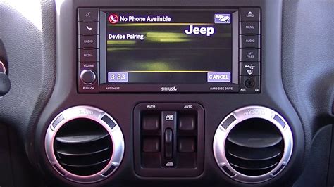 Puoi controllare il livello del carburante, la pressione dei pneumatici e ridurre i consumi. Jeep Uconnect system - YouTube